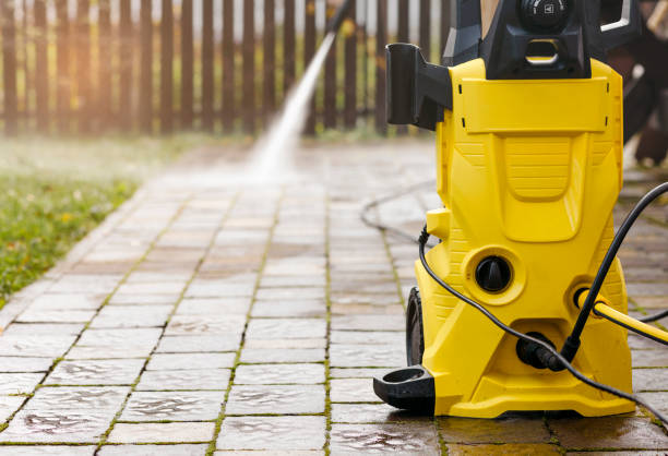 Best Sidewalk and Walkway Cleaning  in Redwater, TX
